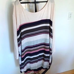 Tunic with stripes